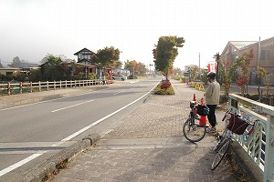 �V�����̏o���B�t�������痈��Ƃ��̋��������B������T�O����ɂT�O���قǂ̍�����������B